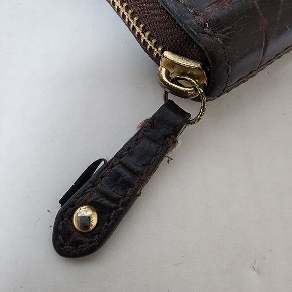 Coach Signature Accordion Leather Zip Around Wallet - Picture 9 of 9